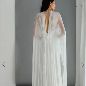 Minimalist Bridal Cape, Veil, Very Chic for Wedding